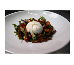 7. INSALATA CON BURATA